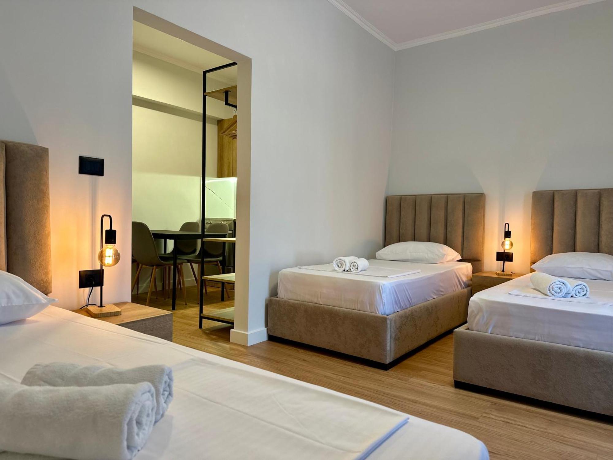 Lidia Apartments ซารานเดอ ภายนอก รูปภาพ