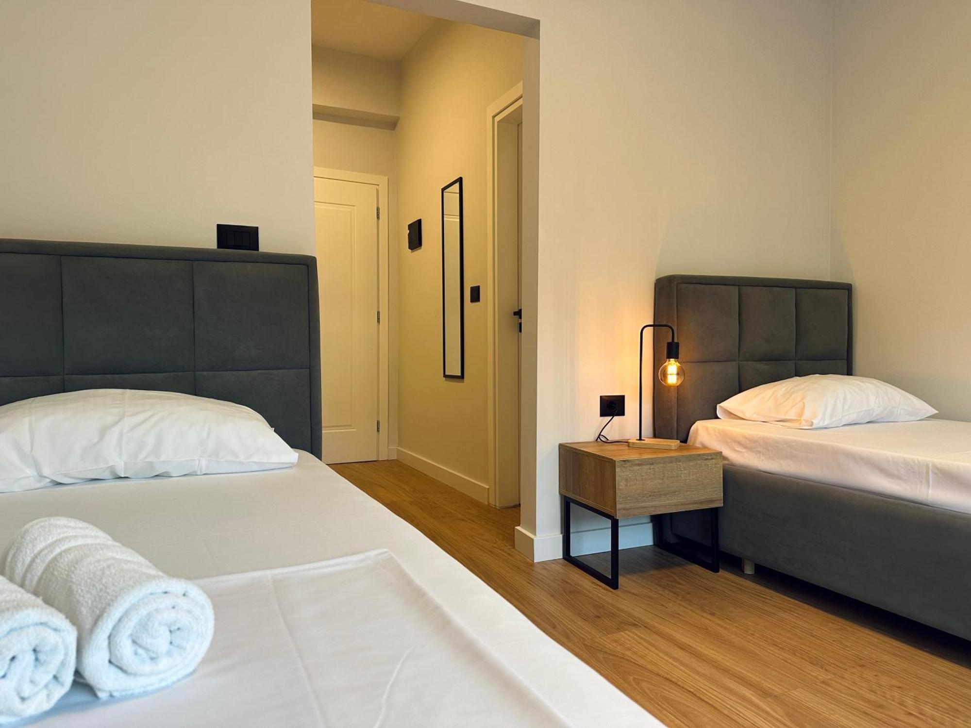 Lidia Apartments ซารานเดอ ภายนอก รูปภาพ